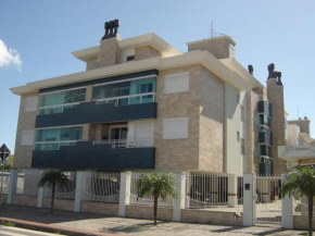  Apartamento em Praia dos Ingleses  Флорианополис
